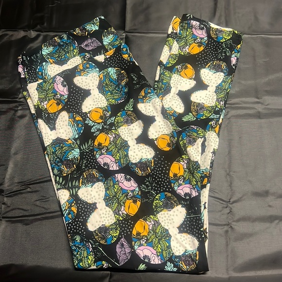 Minnie Mouse Flowered Lularoe Leggings Tall & Curvy - Picture 1 of 1